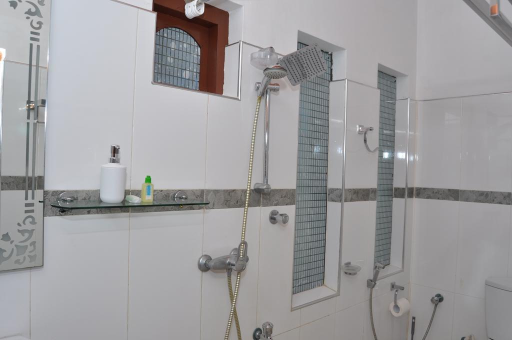 Guest Ryan Hotel Katunayaka Zewnętrze zdjęcie